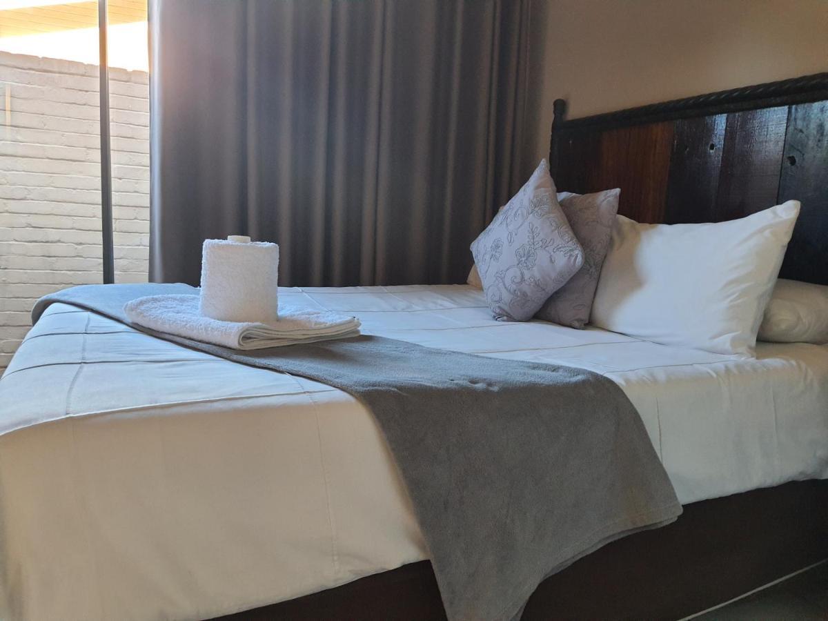 Aandrus Guesthouse Bloemfontein Dış mekan fotoğraf