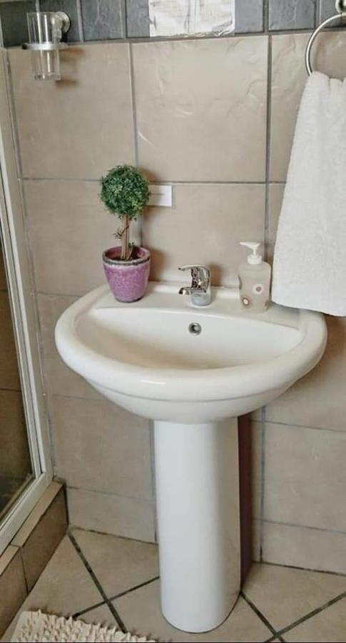 Aandrus Guesthouse Bloemfontein Dış mekan fotoğraf