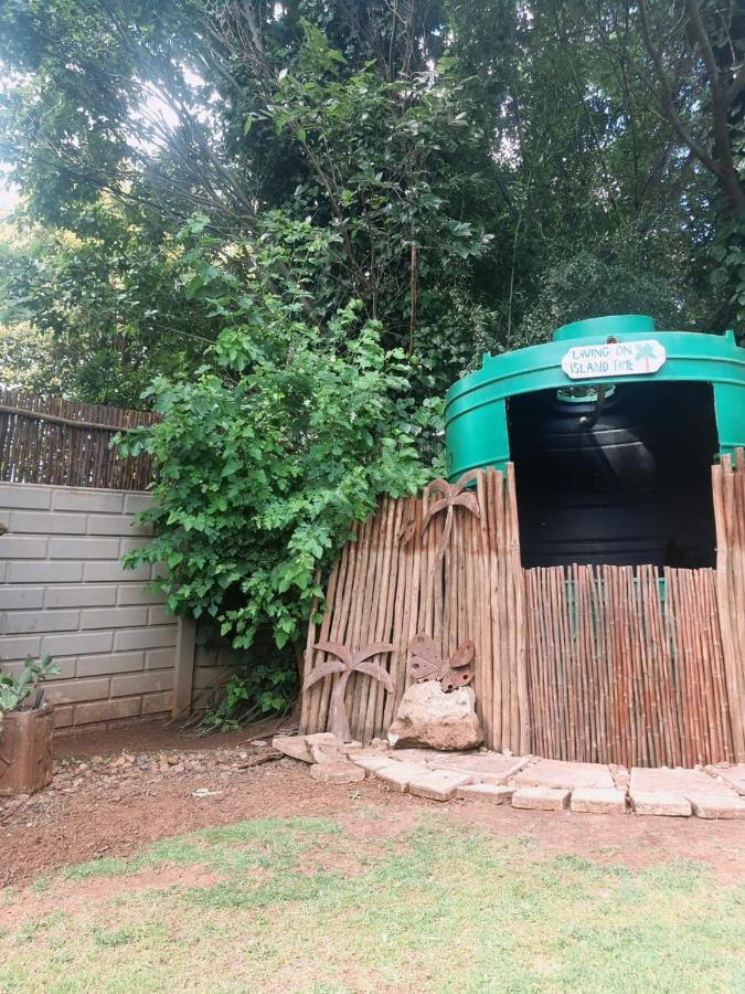 Aandrus Guesthouse Bloemfontein Dış mekan fotoğraf